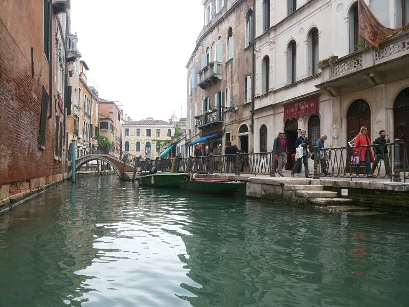 Agua y mas agua Extraño manera de vivir en Venezia