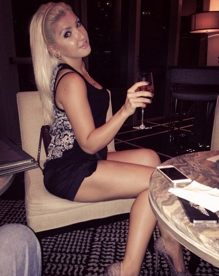 Scammer With Photos of Olga Voronina LlebLB-RWRYhcCOTX6bfdj3X6MeGGgoWg7aHxUTARHDEq8e34MUadFsxFUOBnRwy