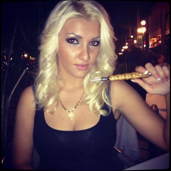 Scammer With Photos of Olga Voronina LlebLB-RWRYhcCOTX6bfdlTPj5YRa-wiLxGWhqj7KKyWmbNHWelHUVzpu-LvWTeP