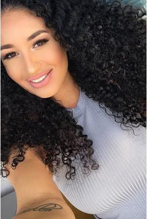 Scammer with photos of Carmen Bella & Mariabella A5ivxNGmzW0Eg4GvjXdfimAUo8W128EjHqRNr7vZ-5M3YY0TvoNdAw_39CQeqCSb