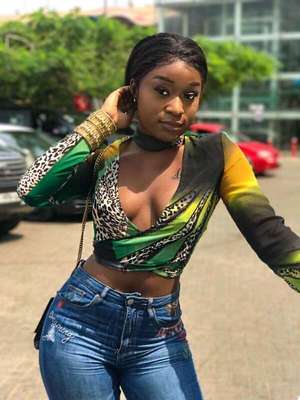 Scammer With Photos Of Efia Odo MKYWpWEEIRKaDv8sJBM1huvYkijSB56Ks0z3qoie9nypwCeI0BnEBClO2ob6NHN0